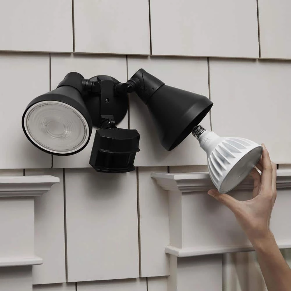 325-Watt Equivalent PAR38 Dimmable Flood LED Light Bulb with Selectable Color Temperature (1-pack) by EcoSmart 6 325-Watt Equivalent PAR38 Dimmable Flood LED Light Bulb with Selectable Color Temperature (1-pack) by EcoSmart - Image 4